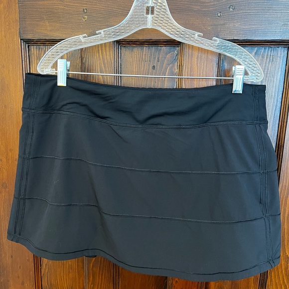XXL Lululemon Pace Rival Mid-Rise Skirt - Picture 4 of 5